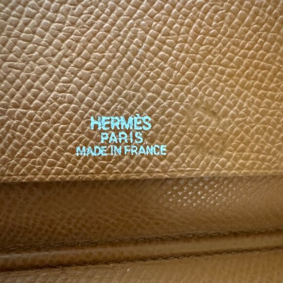 Auth Hermès Porte-Chéquier (Vision II Agenda Cover) in Gold Epsom Leather - Picture 2 of 3